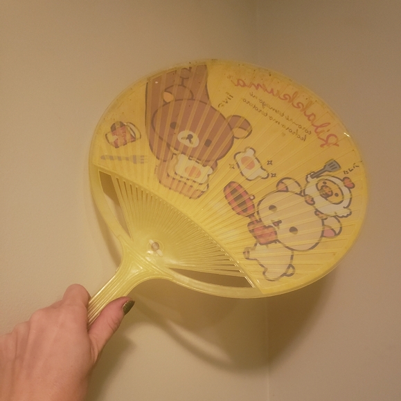 RILLAKUMA Plastic Fan - For the Kawaii Collector 🍳🐻🐣🐻🍳 - Picture 3 of 4